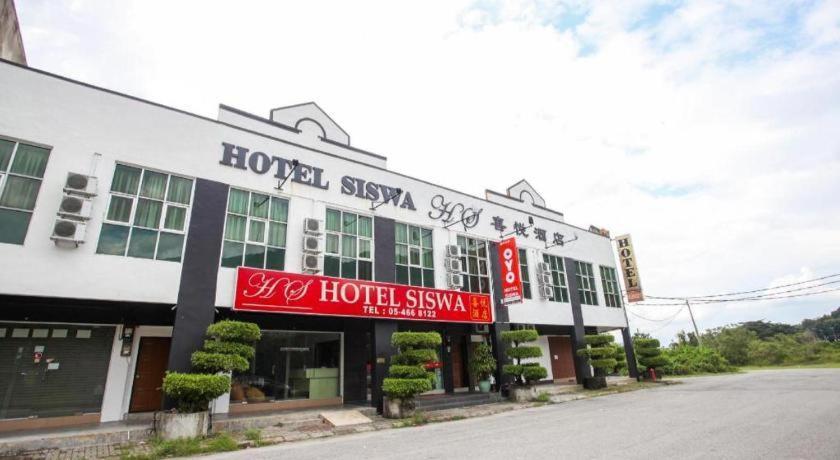 Oyo 89539 Hotel Siswa Kampar Exterior photo